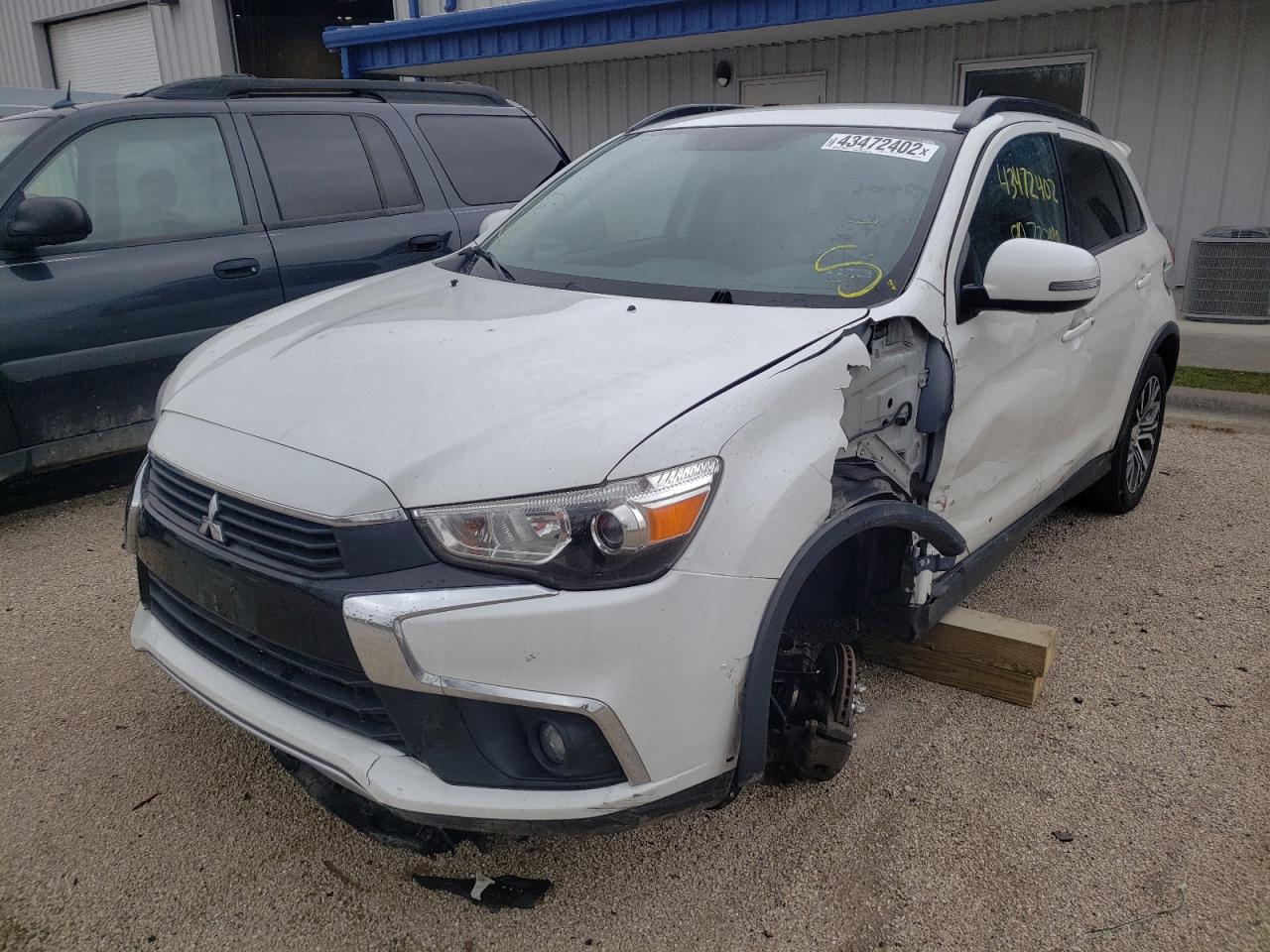 Photo 2 from auction – 2016 MITSUBISHI OUTLANDER with VIN JA4AR4AW6GZ027059