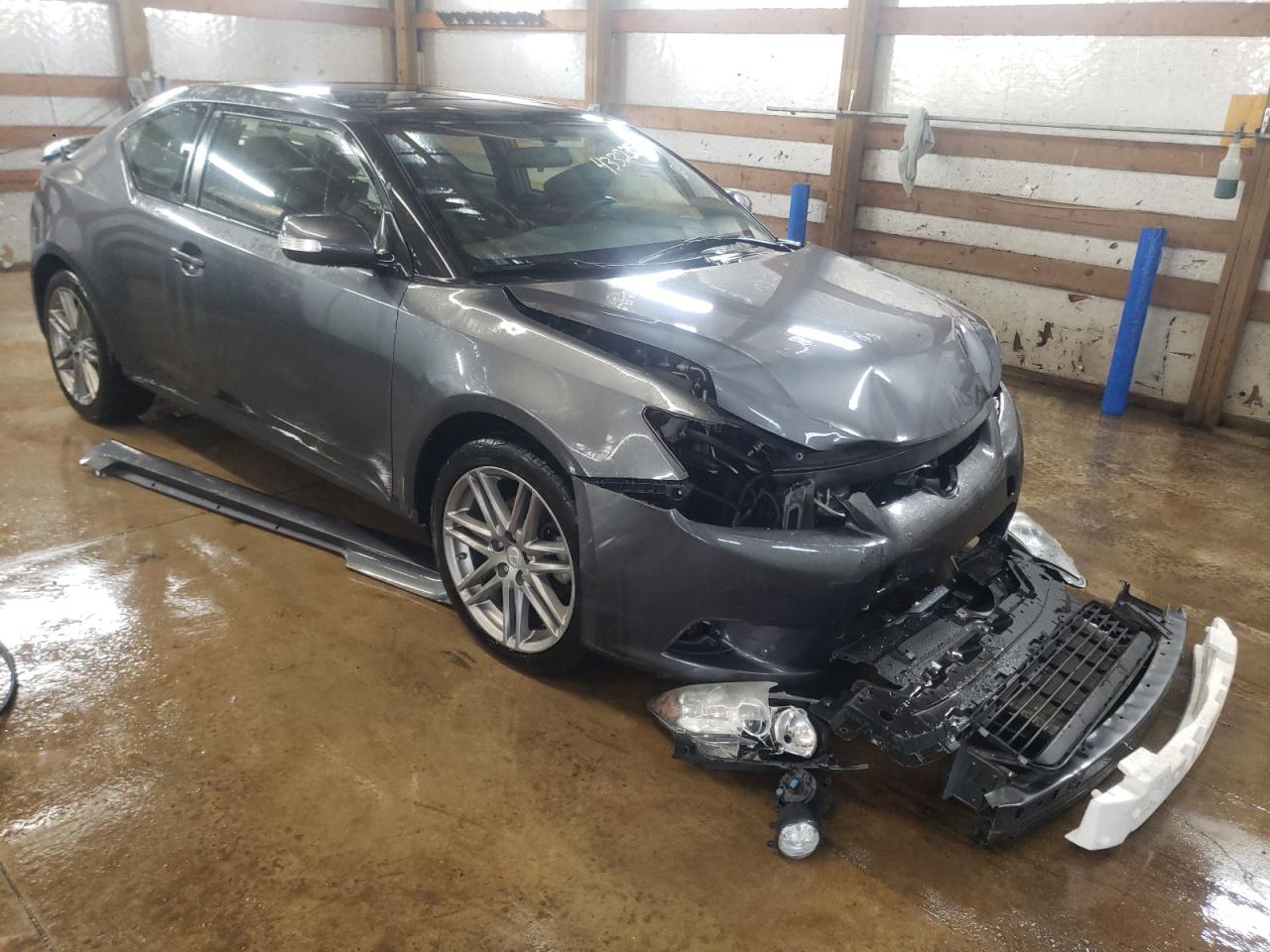 TOYOTA SCION TC 2013 with VIN JTKJF5C72D3050128 - Photo from auction