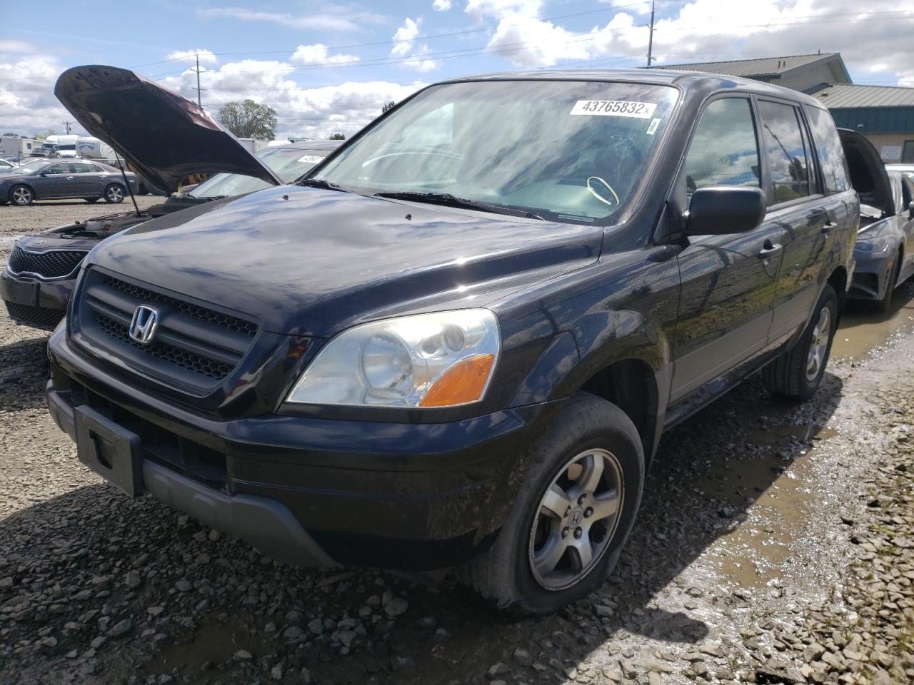 Photo 2 from auction – 2005 HONDA PILOT LX with VIN 2HKYF18115H548054