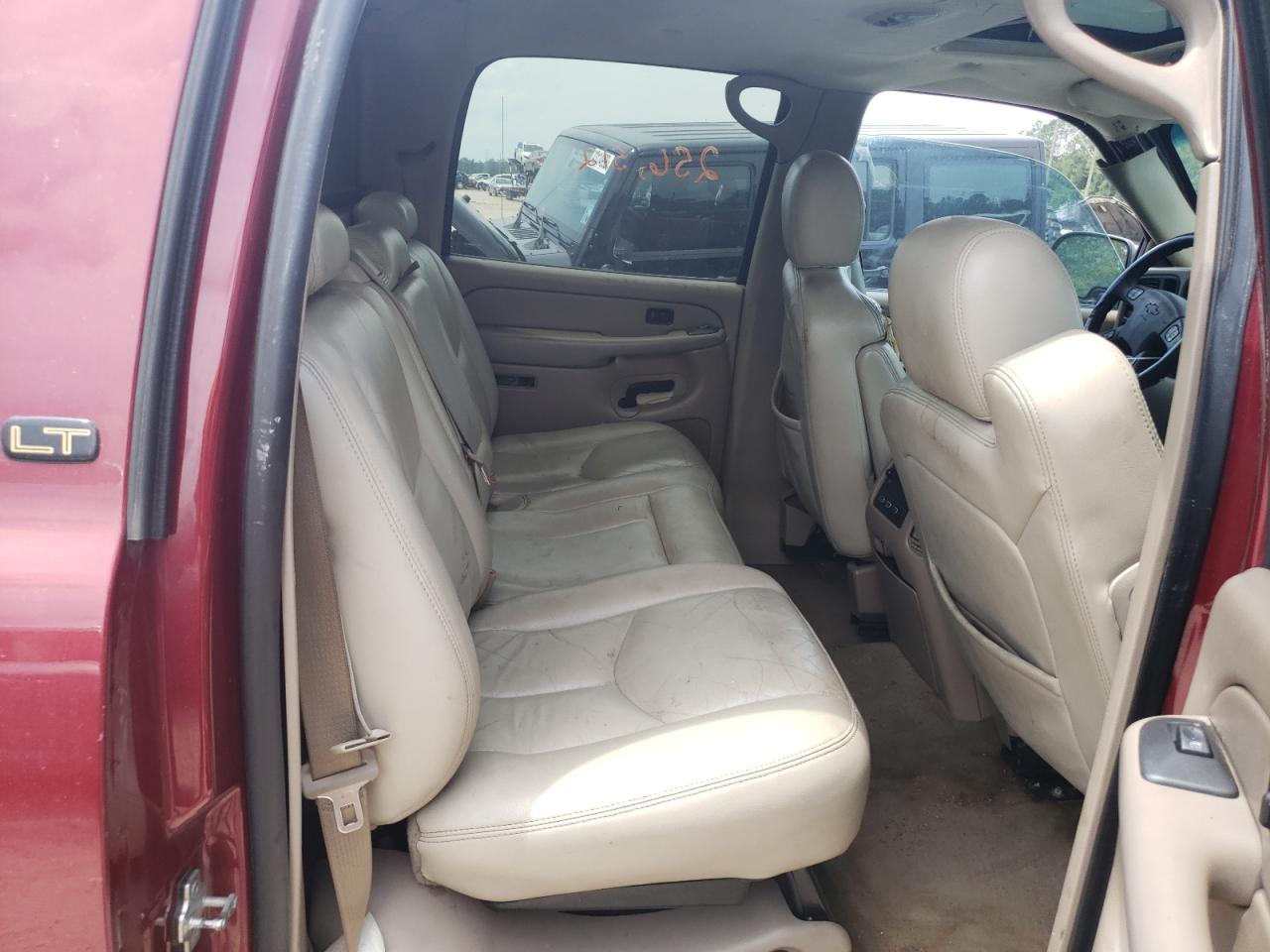 Photo 6 from auction – 2005 CHEVROLET AVALANCHE with VIN 3GNEC12Z45G217673