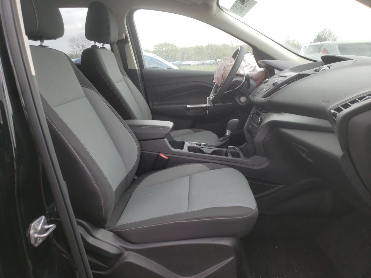 Photo 5 from auction – 2017 FORD ESCAPE SE with VIN 1FMCU0G96HUE67204