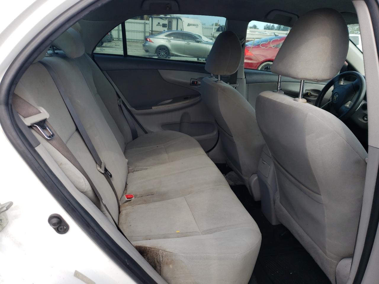 Photo 6 from auction – 2010 TOYOTA CAROLLA with VIN 1NXBU4EE7AZ167874