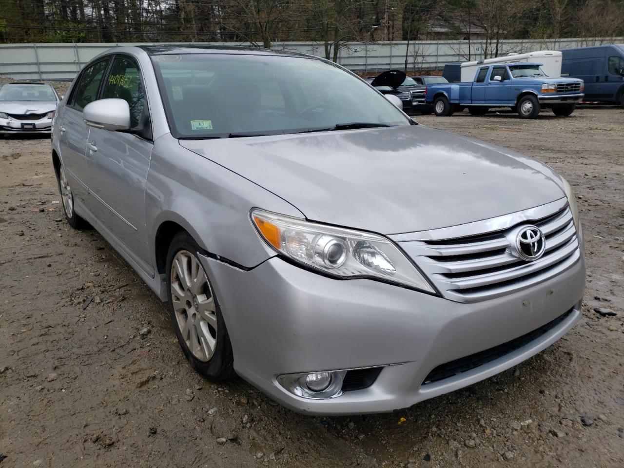 TOYOTA AVALON BAS 2012 with VIN 4T1BK3DBXCU450151 - Photo from auction