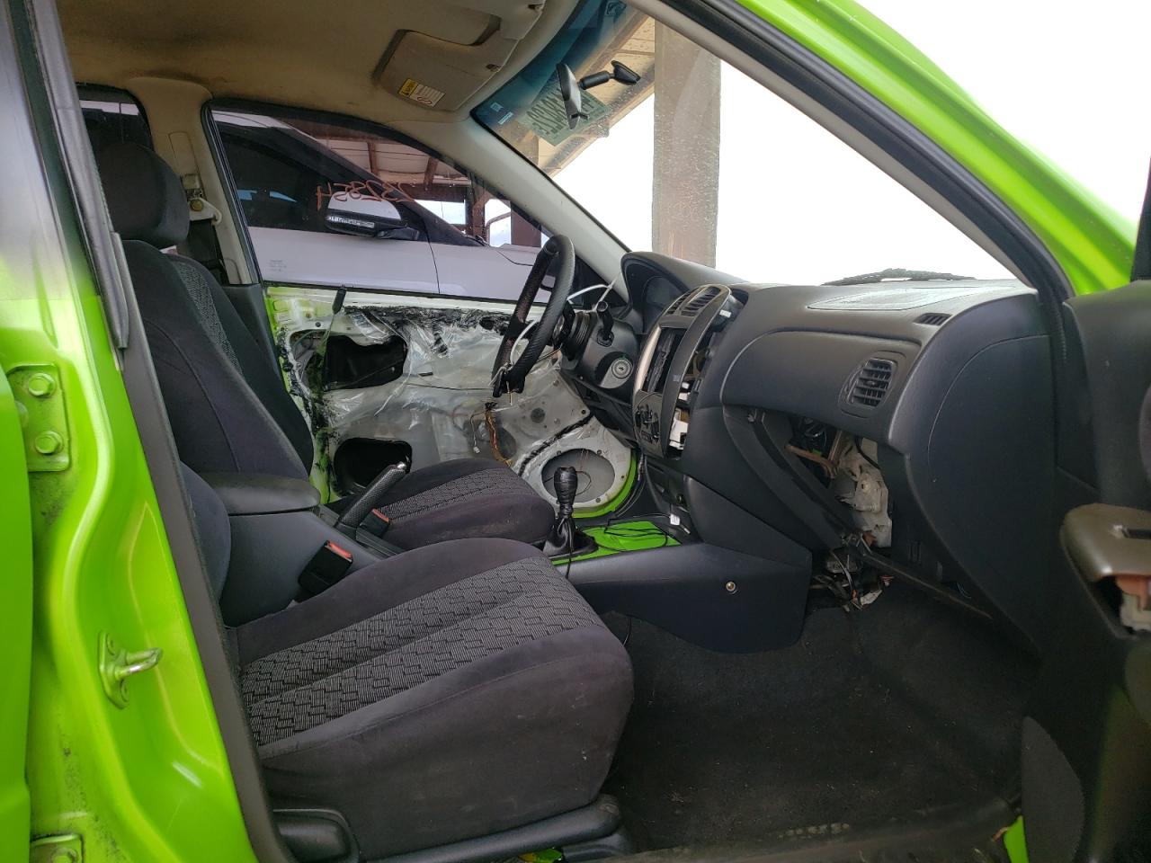 Photo 5 from auction – 2002 MAZDA PROTEGE PR with VIN JM1BJ245621487225