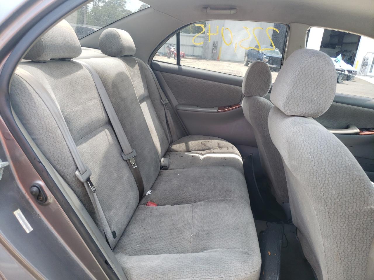 Photo 6 from auction – 2004 TOYOTA COROLLA CE with VIN 2T1BR32E34C257125