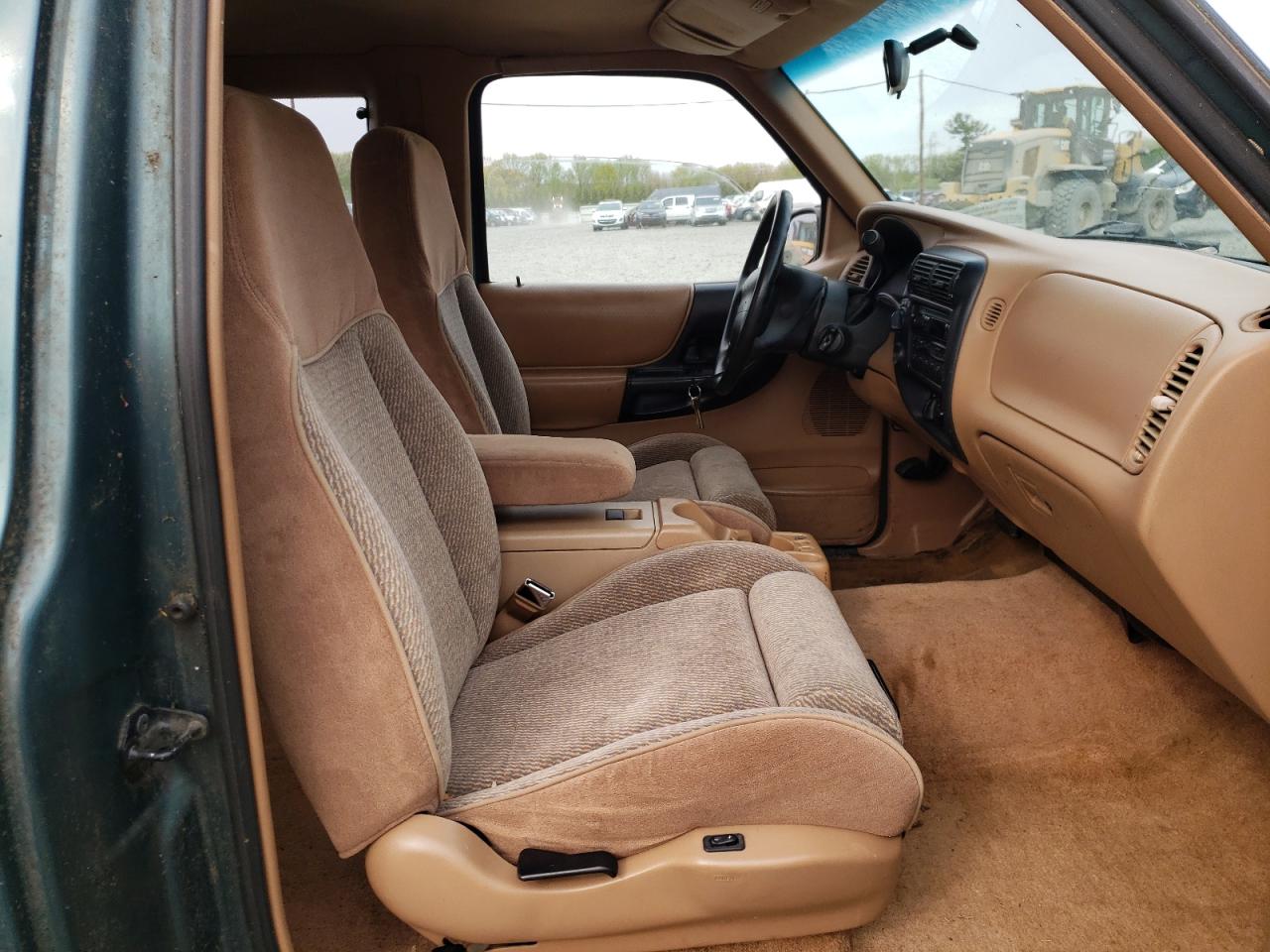 Photo 5 from auction – 1995 FORD RANGER with VIN 1FTCR15X3STA15026