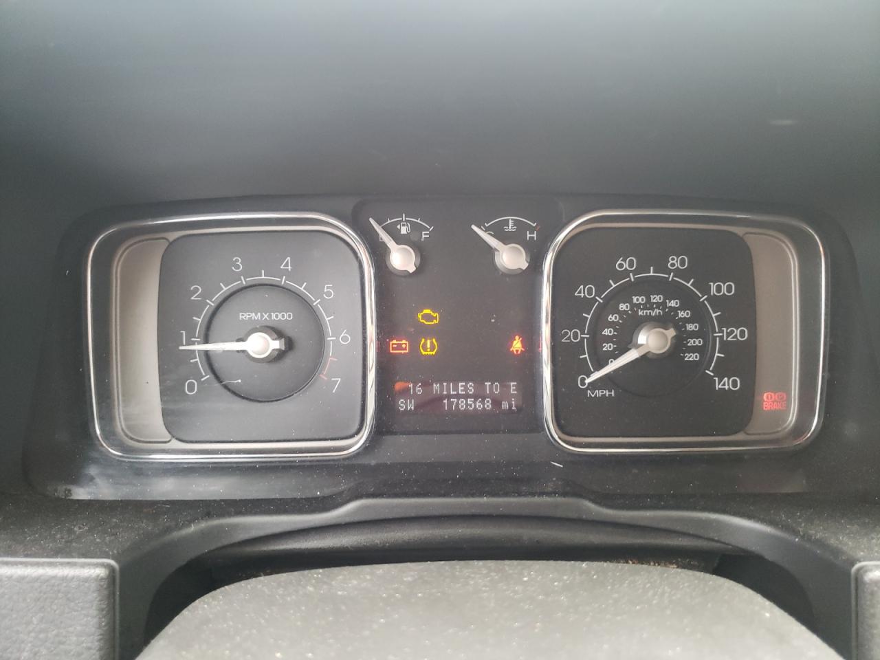 Фото 8 с аукциона – 2008 LINCOLN MKX с VIN 2LMDU88C98BJ15273
