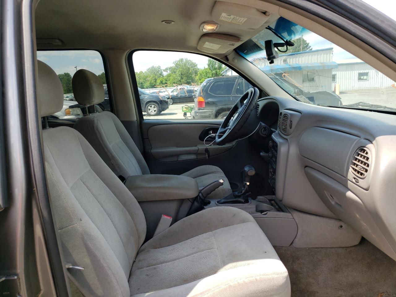 Photo 5 from auction – 2006 CHEVROLET TRAILBLAZE with VIN 1GNDS13S262151456