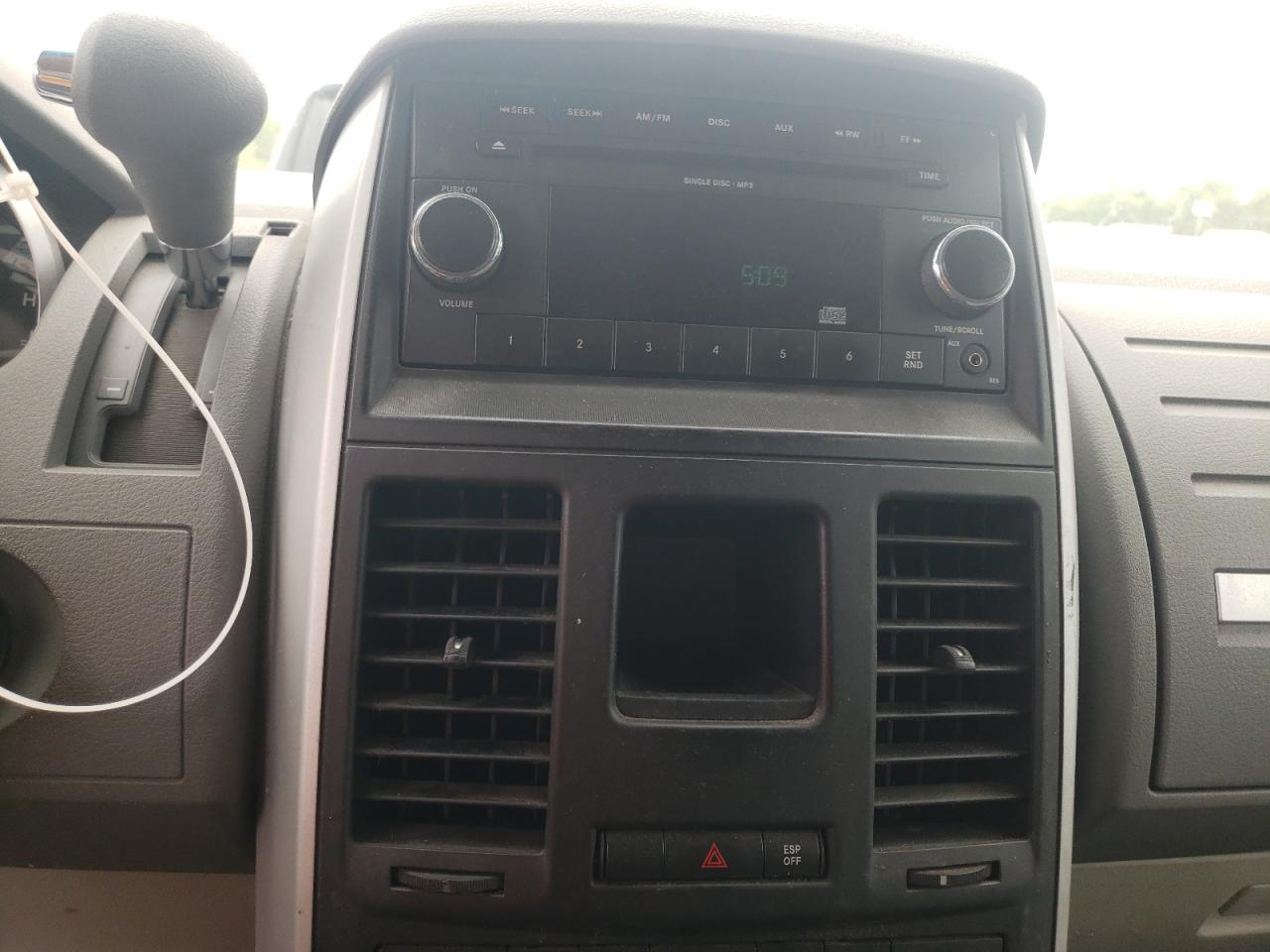 Photo 9 from auction – 2010 DODGE GRAND CARA with VIN 2D4RN4DEXAR438167