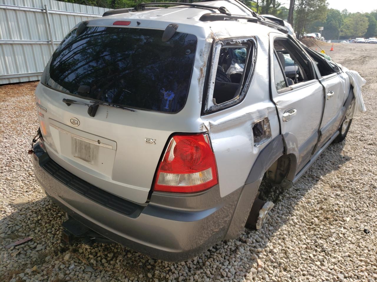 صورة رقم 4 من المزاد - 2005 KIA SORENTO مع VIN KNDJD733X55354450