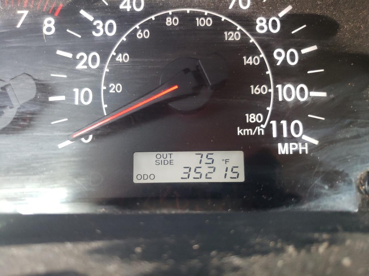 Photo 8 from auction – 2005 TOYOTA COROLLA CE with VIN 1NXBR30EX5Z429024