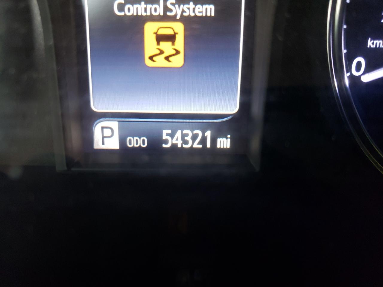 Photo 8 from auction – 2016 TOYOTA CAMRY with VIN 4T1BF1FK0GU535723