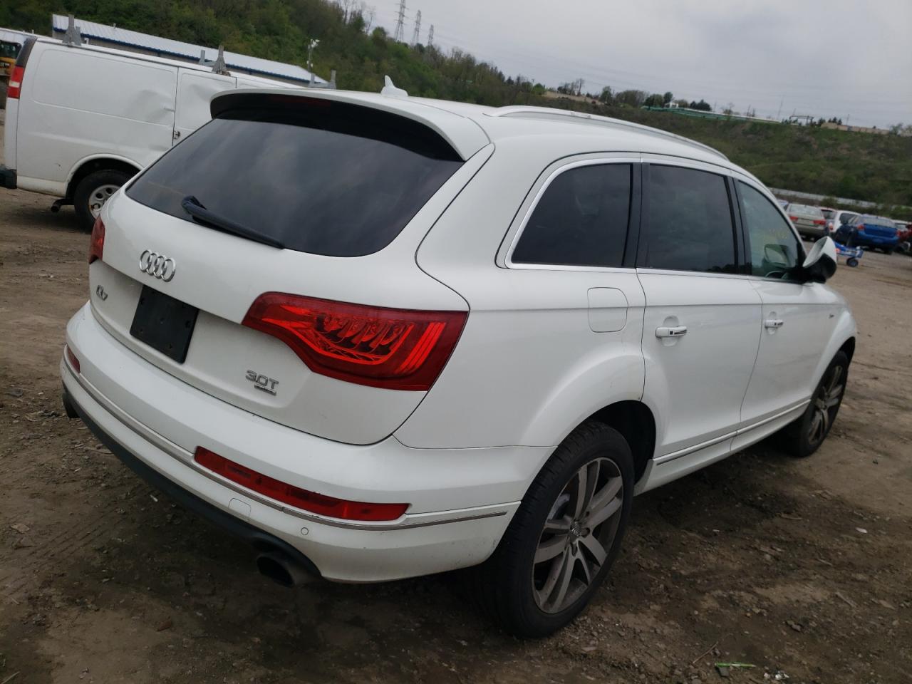 Photo 4 from auction – 2015 AUDI Q7 PREMIUM with VIN WA1LGAFE6FD007466