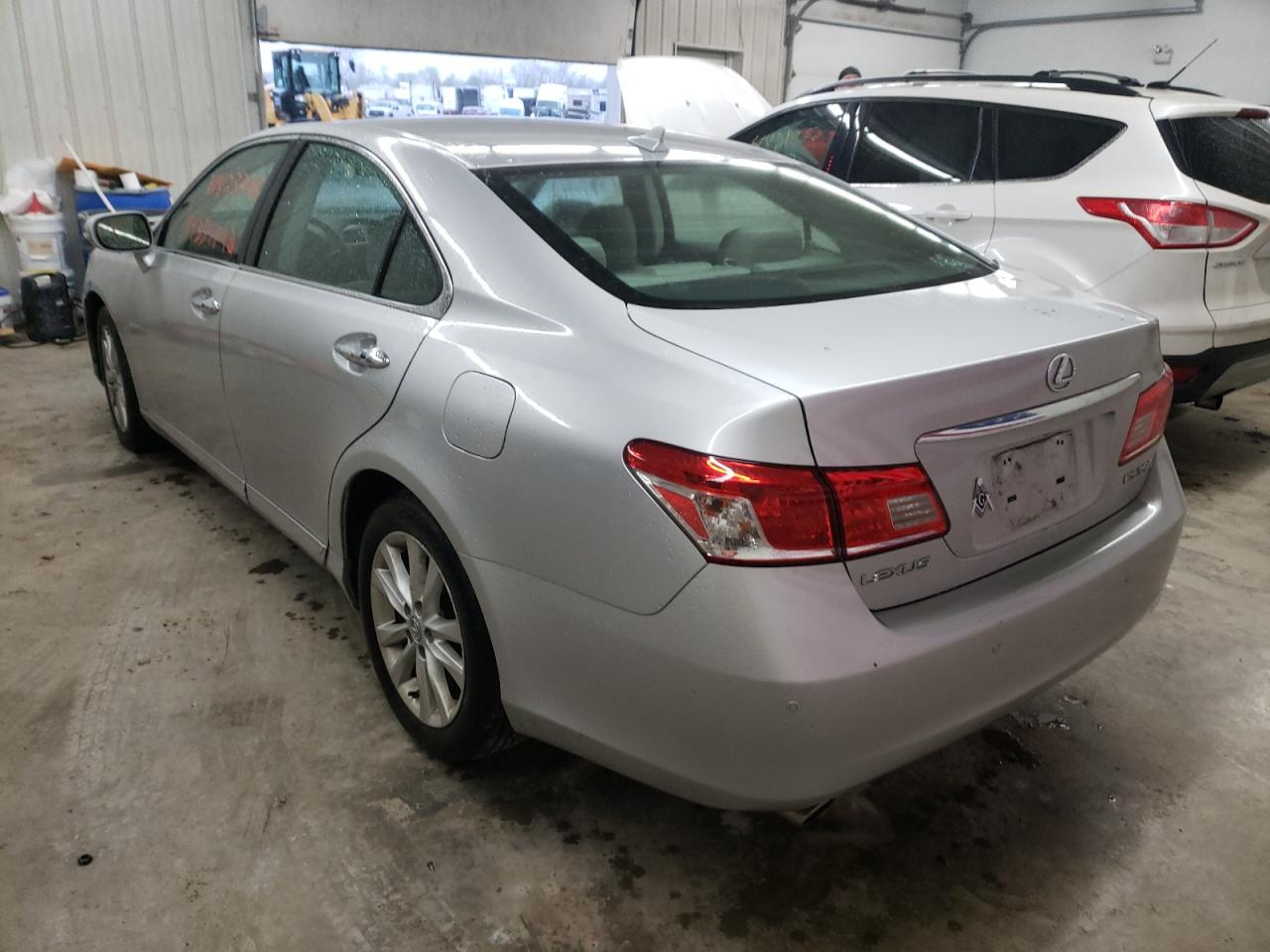 Photo 3 from auction – 2010 LEXUS ES 350 with VIN JTHBK1EG7A2411852