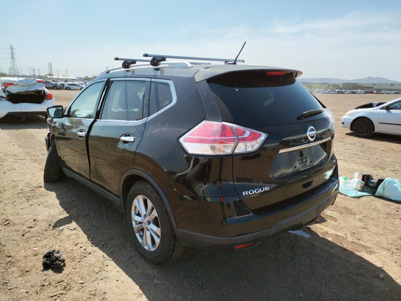 Photo 3 from auction – 2015 NISSAN ROGUE S with VIN KNMAT2MT6FP529397