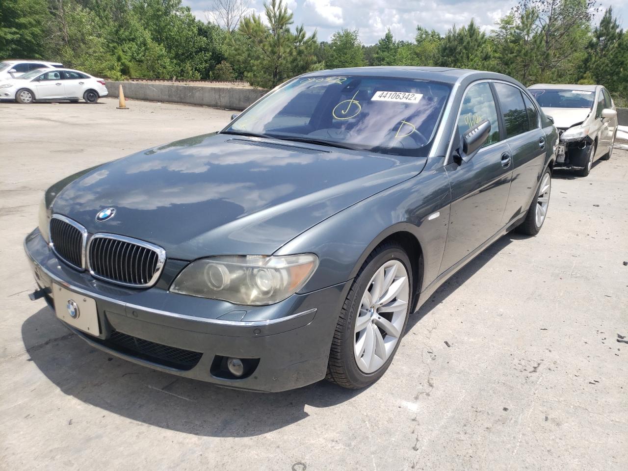 Photo 2 from auction – 2007 BMW 750 with VIN WBAHN83577DT68086