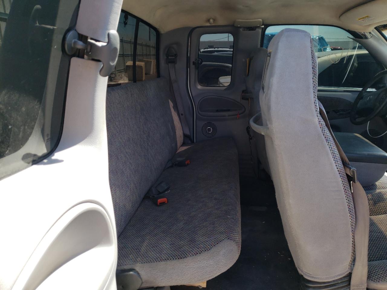 Photo 6 from auction – 2001 DODGE RAM 1500 with VIN 3B7HC13Z91M254590