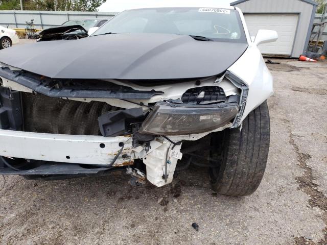 Photo 10 from auction – 2015 CHEVROLET CAMARO LS with VIN 2G1FB1E38F9309526