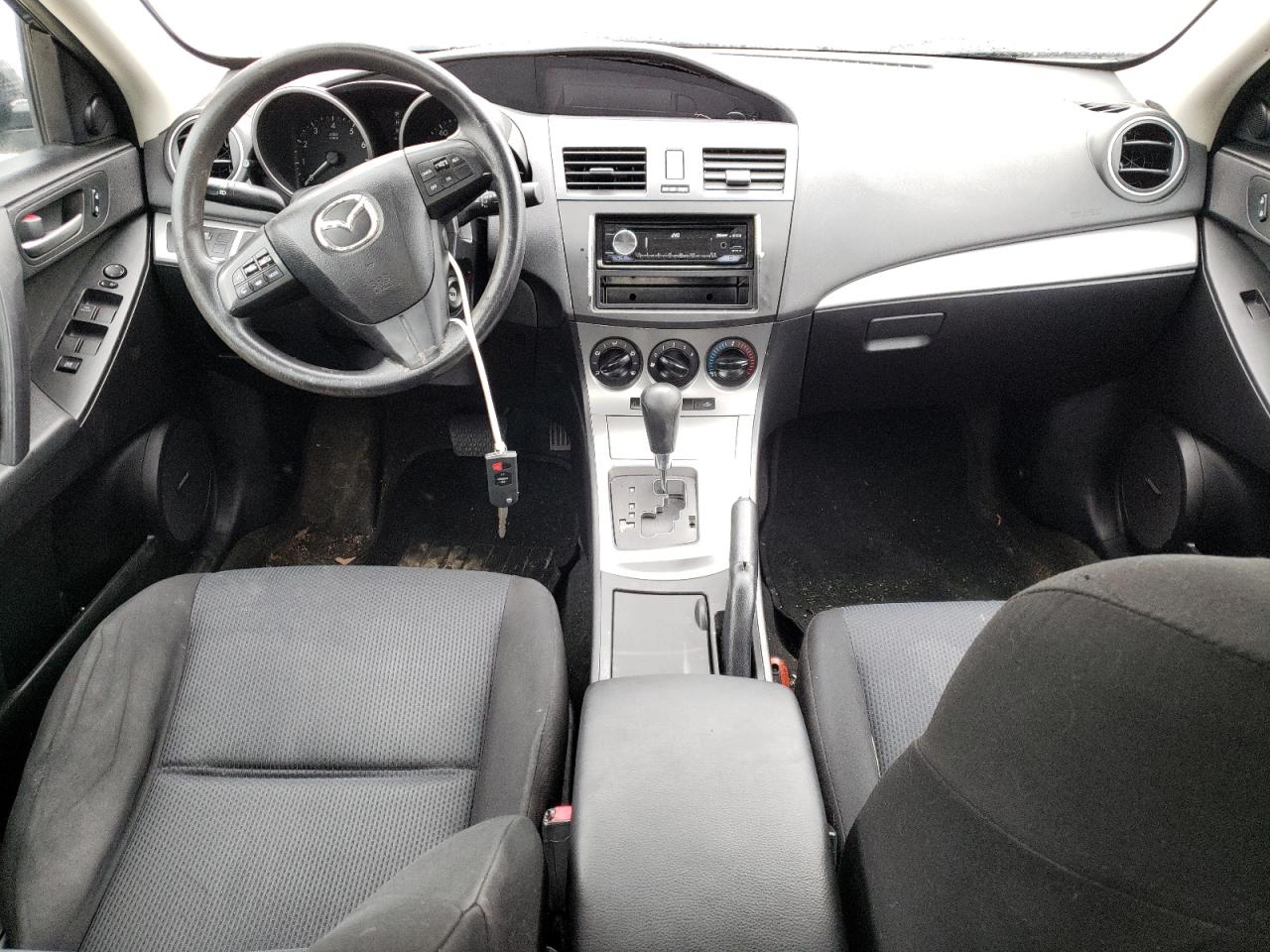 Photo 9 from auction – 2011 MAZDA 3 I with VIN JM1BL1VFXB1357959