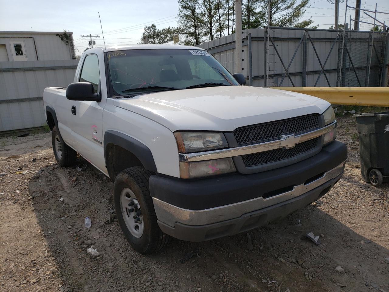 CHEVROLET SILVERADO 2003 with VIN 1GCHC24U83E329085 - Photo from auction