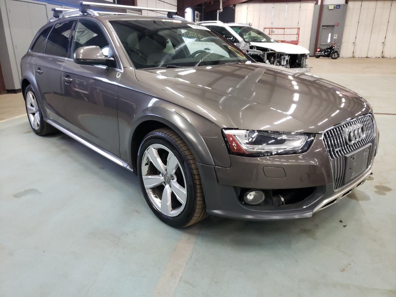 AUDI A4 ALLROAD 2015 with VIN WA1UFAFL3FA111727 - Photo from auction