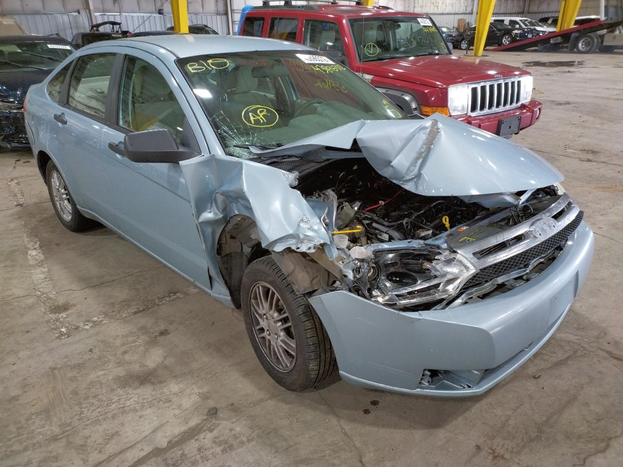 Photo 13 from auction – 1998 FORD FOCUS with VIN 1FAHP35N48W130799
