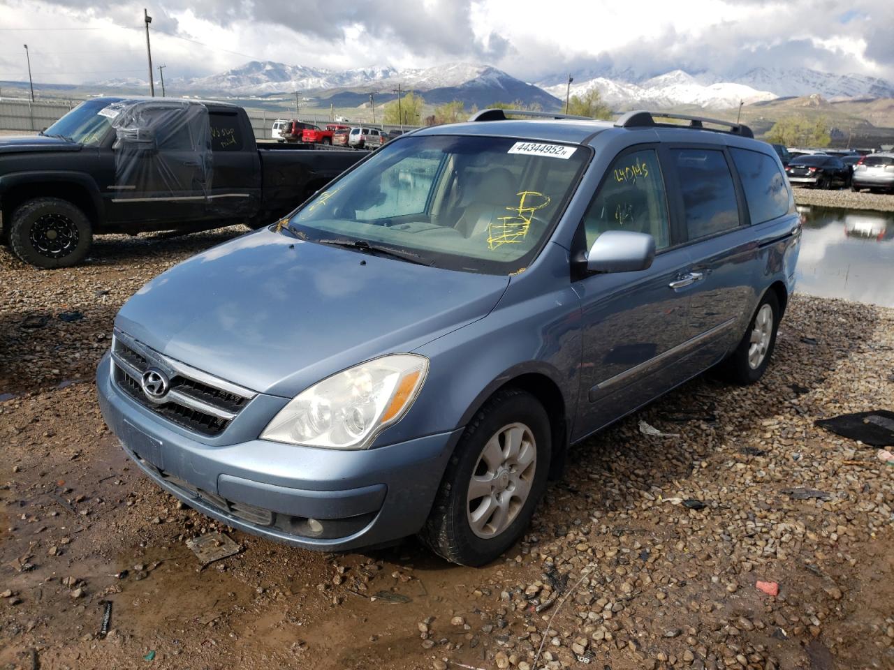 Photo 2 from auction – 2007 HYUNDAI ENTOURAGE with VIN KNDMC233276038945
