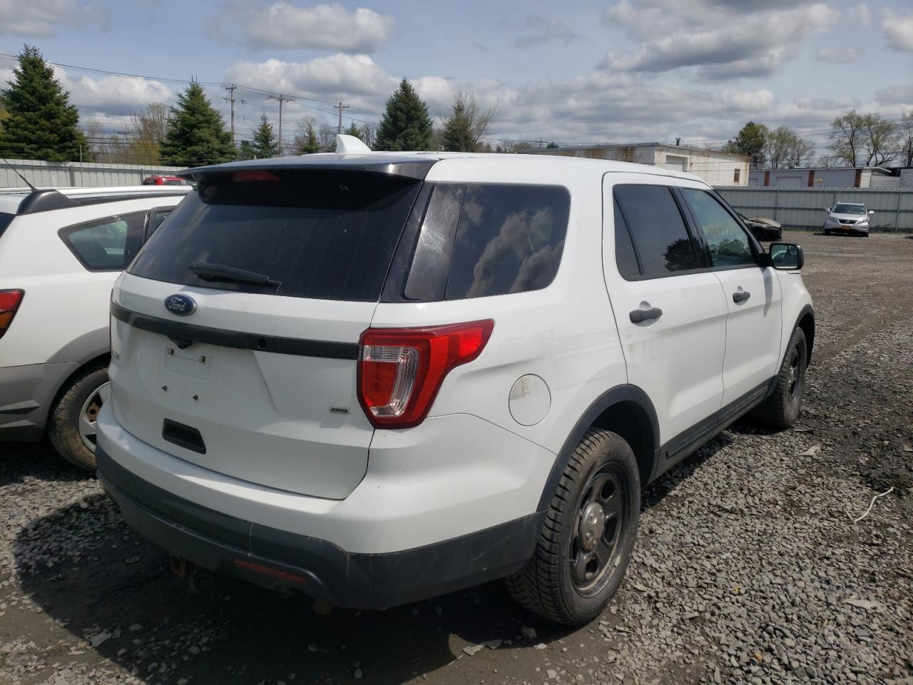 Photo 4 from auction – 2016 FORD EXPLORER P with VIN 1FM5K8AR0GGC92449