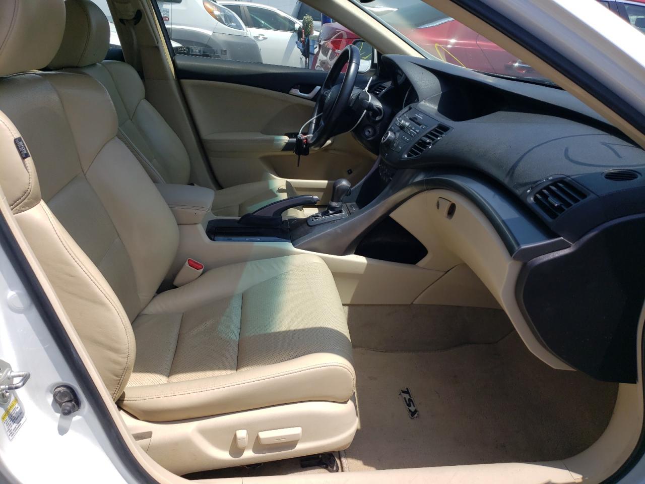 Photo 5 from auction – 2012 ACURA TSX with VIN JH4CU2F40CC024467