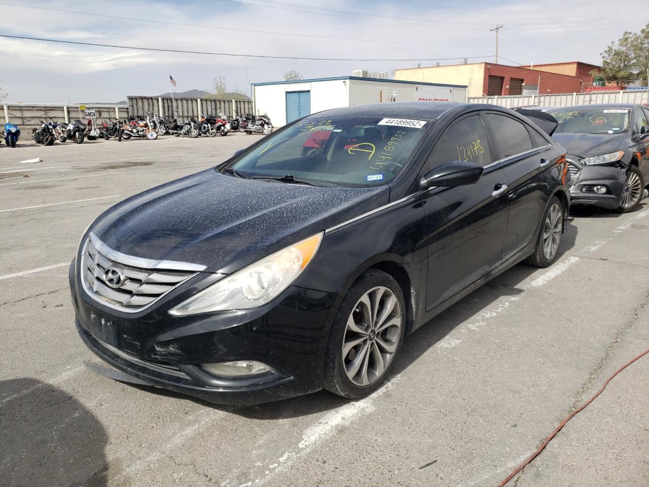 Photo 2 from auction – 2013 HYUNDAI SONATA SE with VIN 5NPEC4AB0DH745280