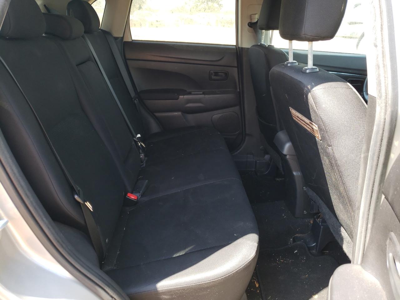 Photo 6 from auction – 2015 MITSUBISHI OUTLANDER with VIN 4A4AR3AU3FE030501