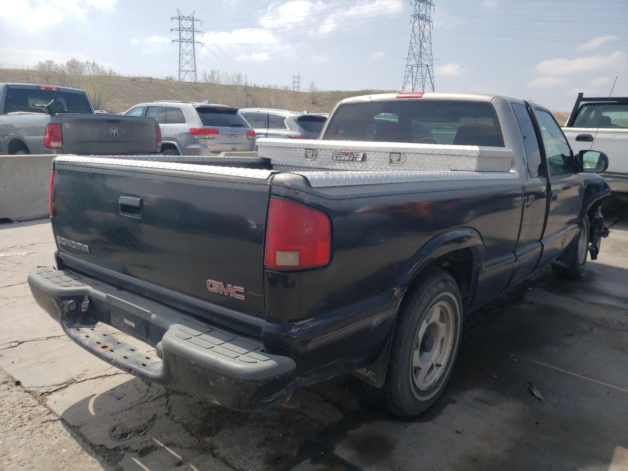 Photo 4 from auction – 1998 GMC SONOMA with VIN 1GTCS1946W8501424