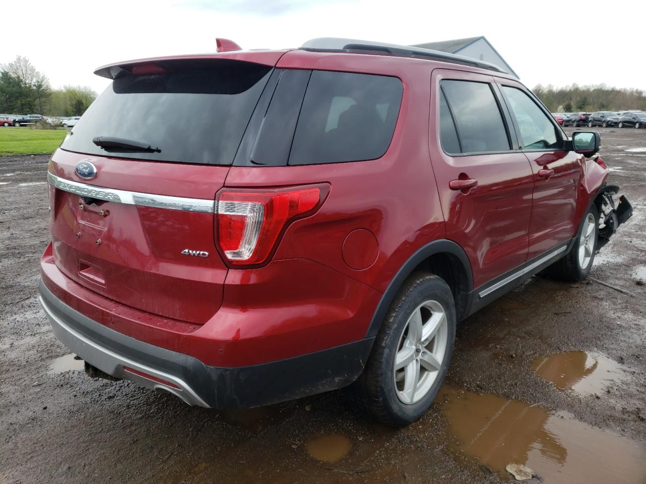 Photo 4 from auction – 2017 FORD EXPLORER X with VIN 1FM5K8D85HGD37776