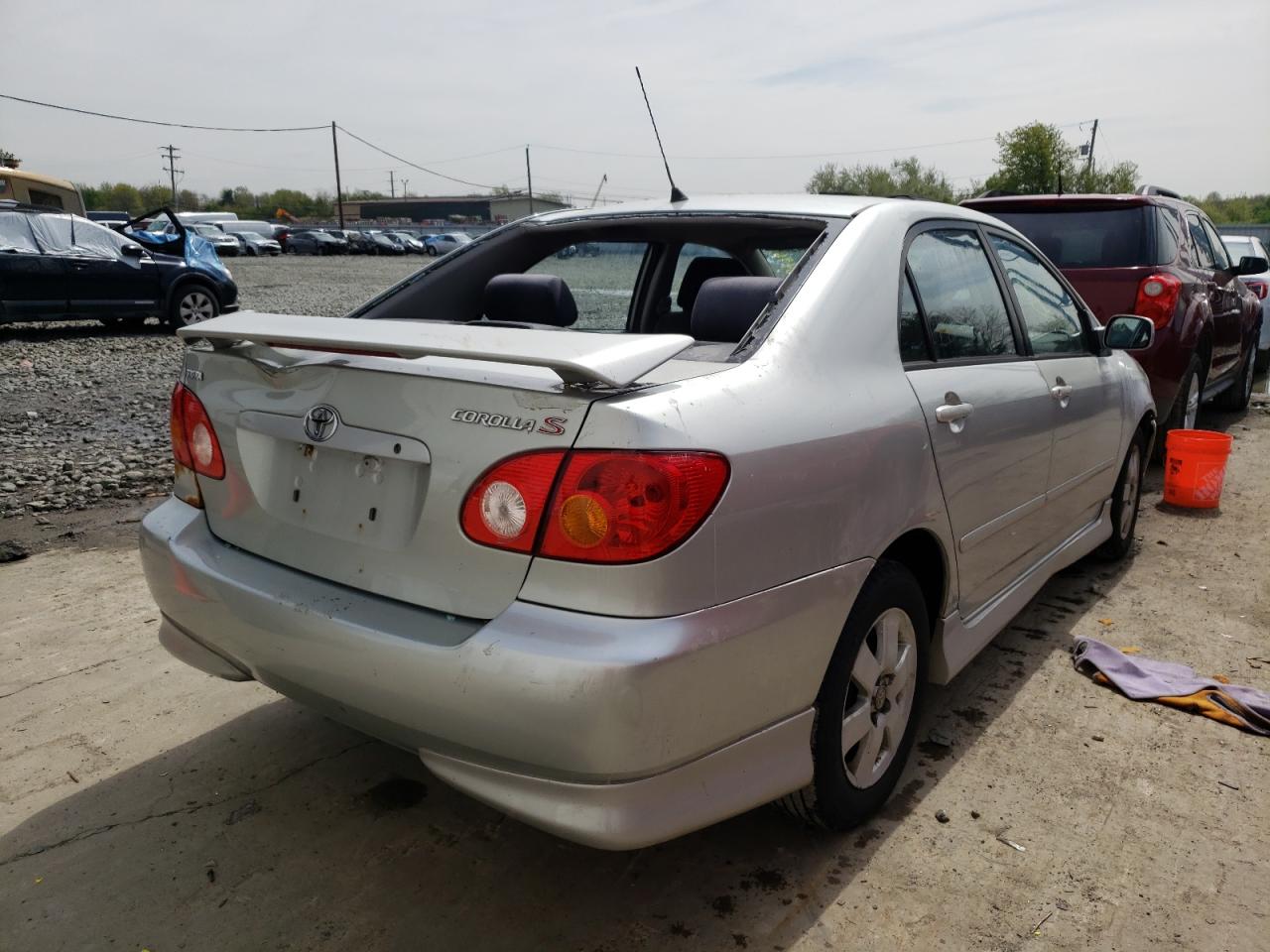 Photo 4 from auction – 2003 TOYOTA COROLLA CE with VIN 2T1BR32E53C135915