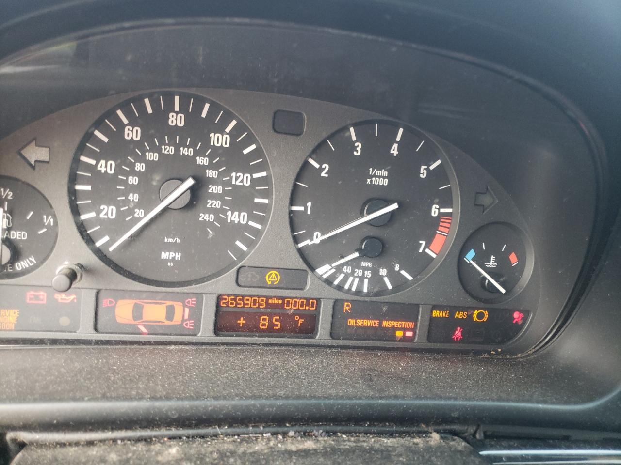 Photo 8 from auction – 2001 BMW 525 I AUTO with VIN WBADT43481GF56550