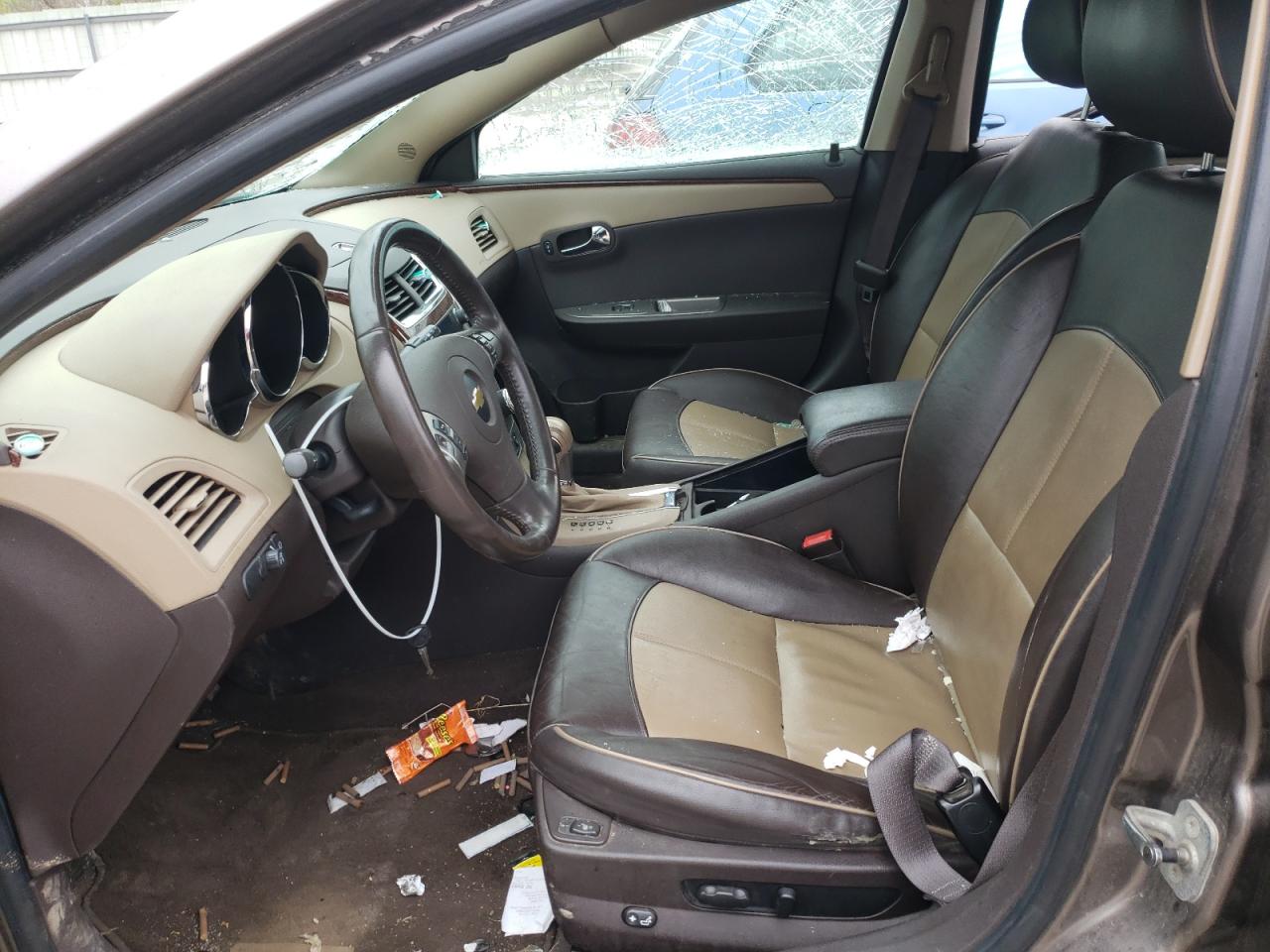 Photo 14 from auction – 2011 CHEVROLET MALIBU LTZ with VIN 1G1ZE5E17BF381183