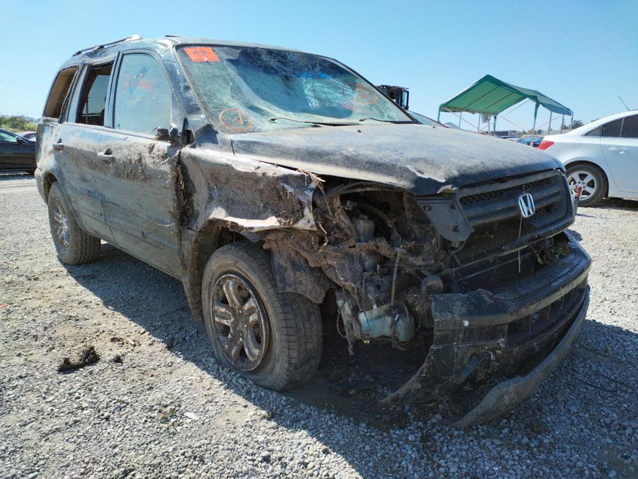 Photo 9 from auction – 2005 HONDA PILOT EXL with VIN 5FNYF18605B053936