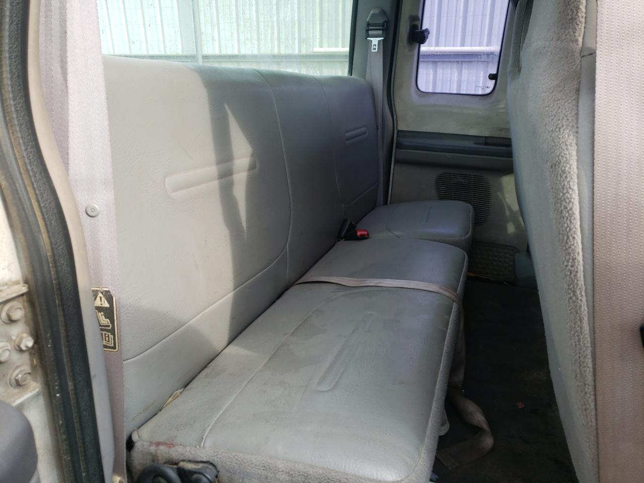 Photo 6 from auction – 2001 FORD F250 SUPER with VIN 1FTNX20L31EA86903