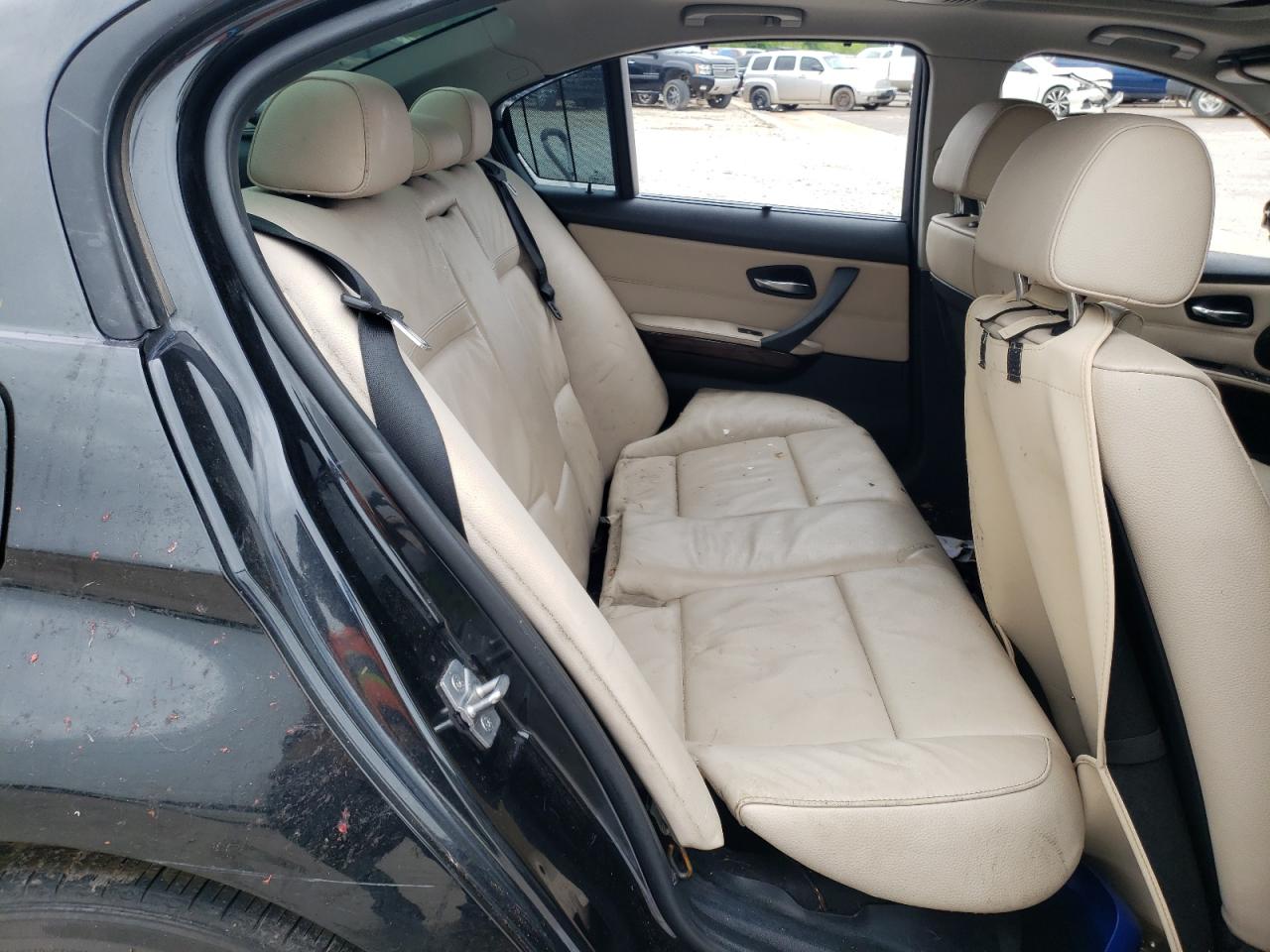 Фото 6 с аукциона – 2011 BMW 328 I с VIN WBAPH7C55BA801850