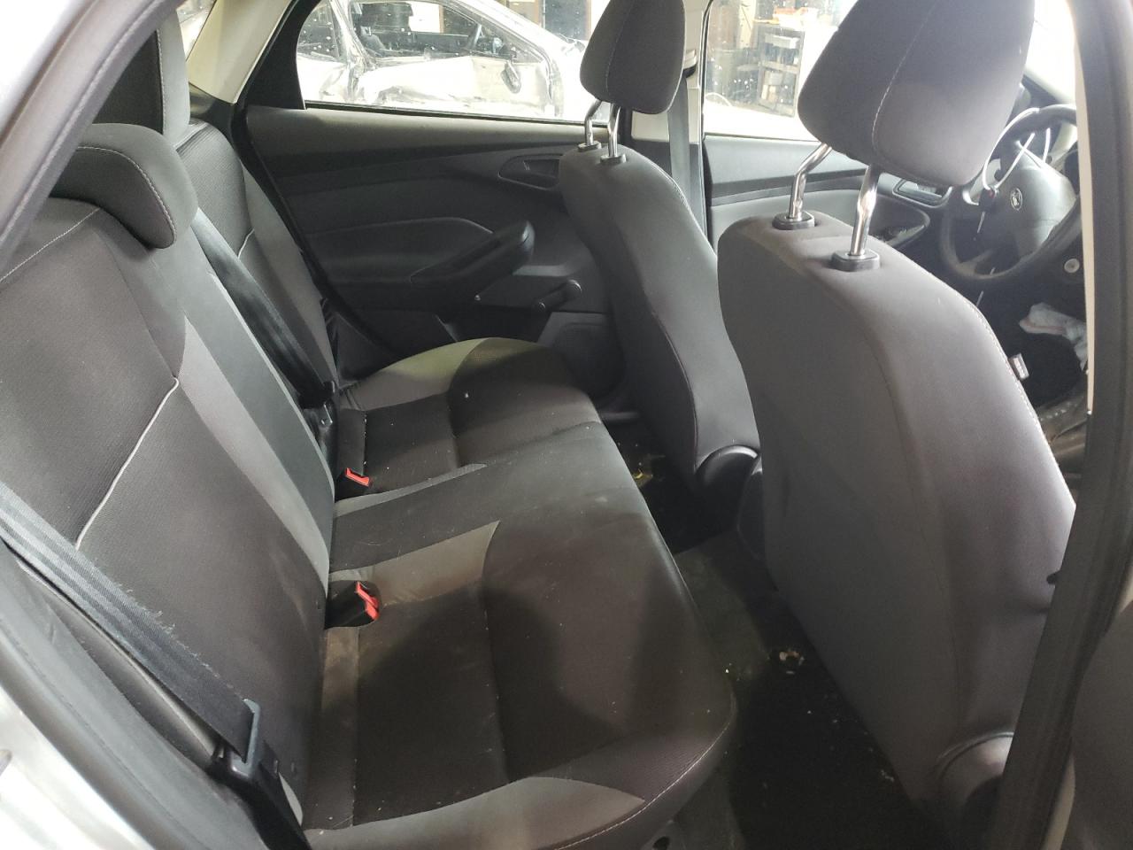 Photo 6 from auction – 2013 FORD FOCUS S with VIN 1FADP3E24DL265054