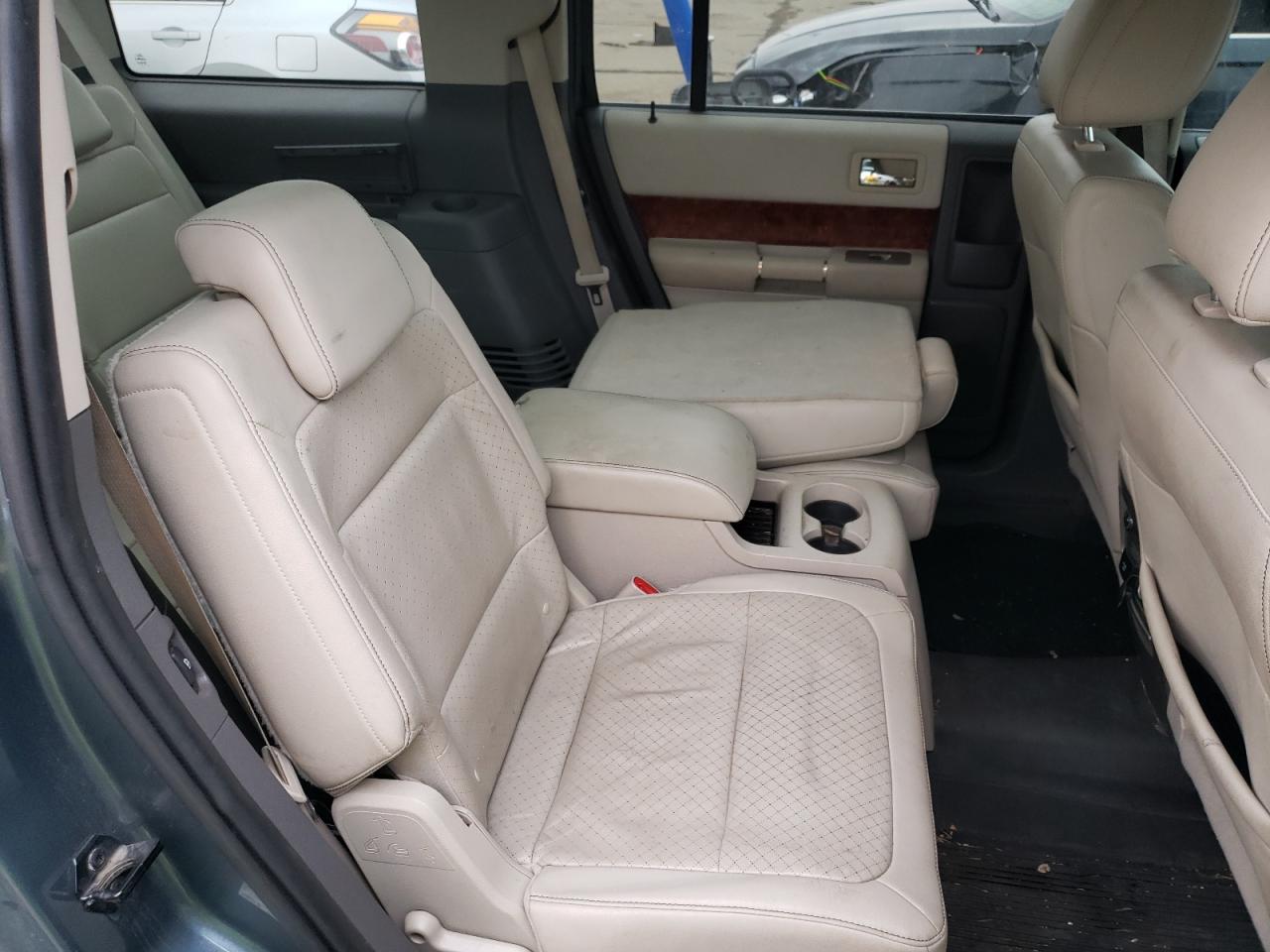 Photo 6 from auction – 2010 FORD FLEX LIMIT with VIN 2FMGK5DC9ABA51017