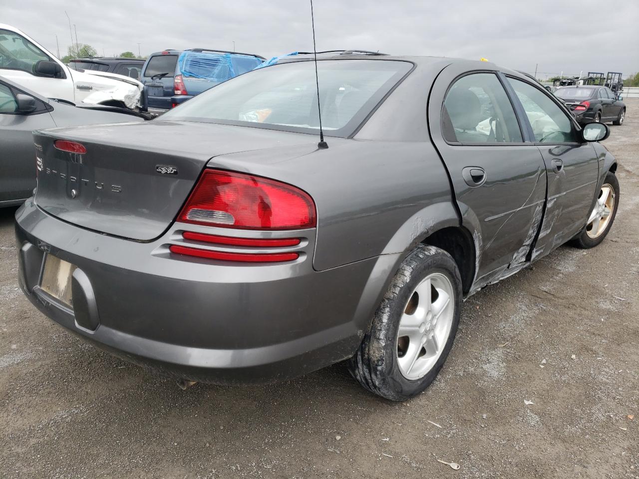 Photo 4 from auction – 2005 DODGE STRATUS SX with VIN 1B3EL46X45N583855