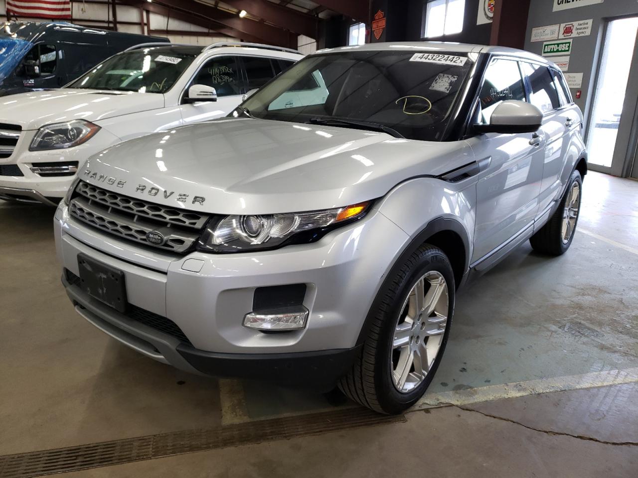 Photo 2 from auction – 2015 LAND ROVER RANGE ROVE with VIN SALVP2BG2FH073624