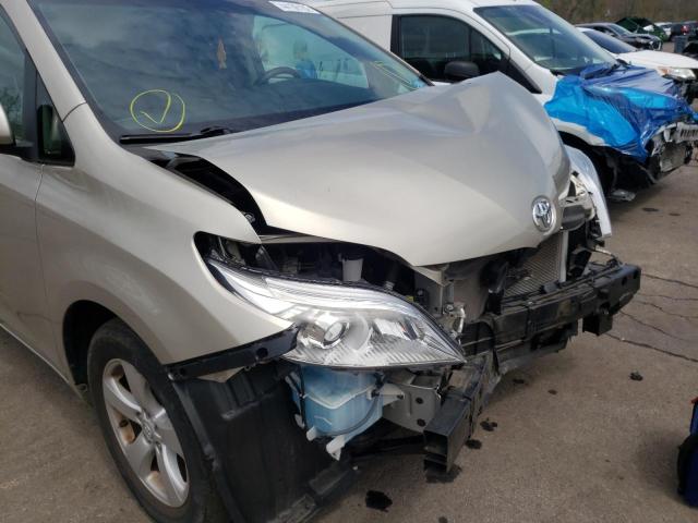 Photo 9 from auction – 2015 TOYOTA SIENNA LE with VIN 5TDKK3DC5FS553256