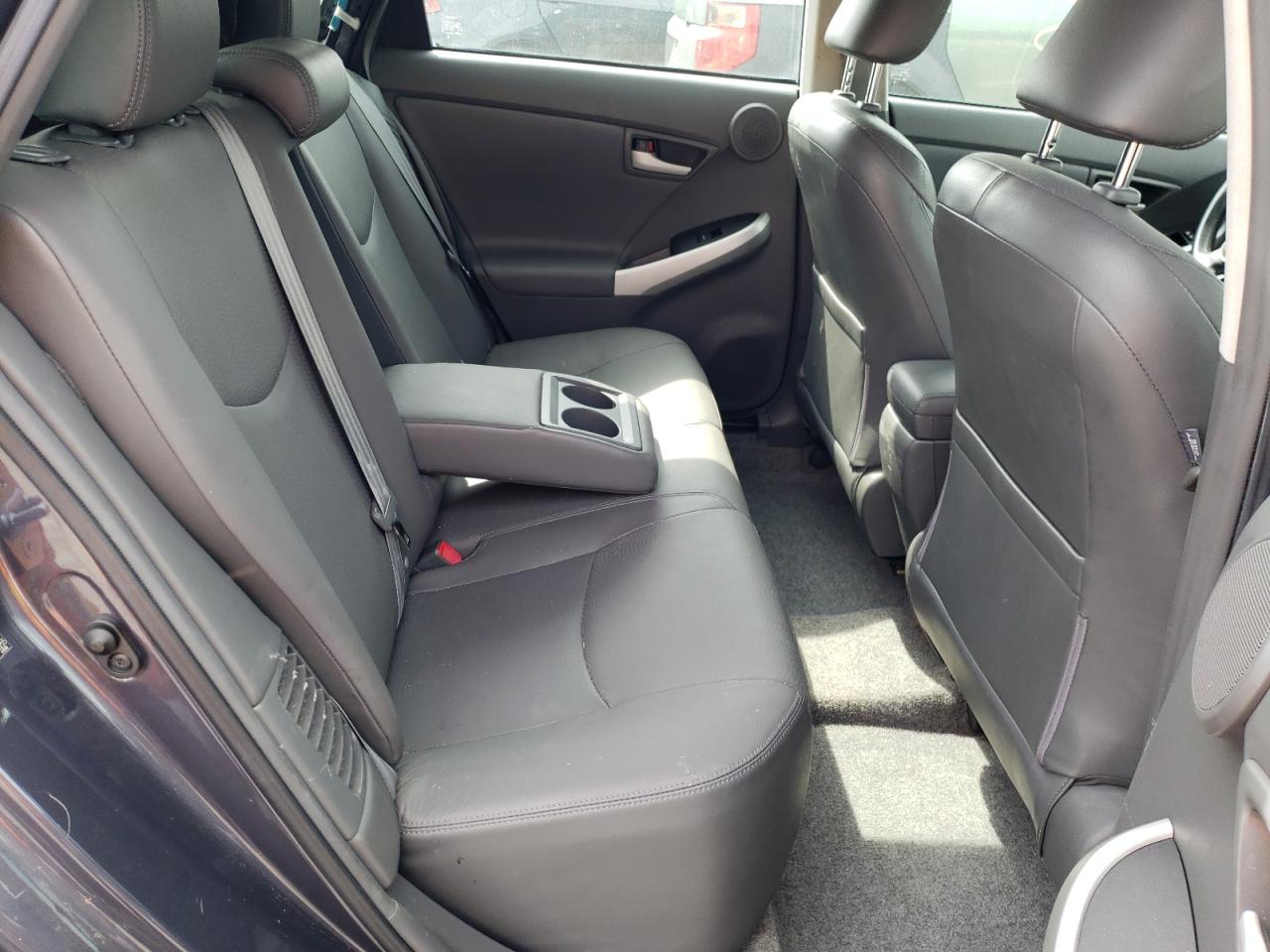 Photo 6 from auction – 2010 TOYOTA PRIUS with VIN JTDKN3DU3A0212255