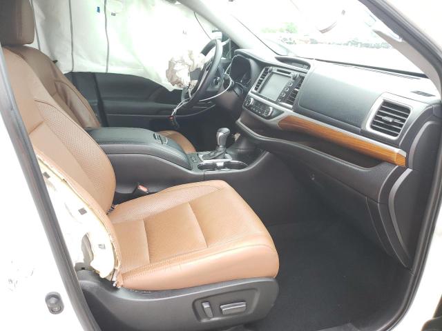 Photo 5 from auction – 2019 TOYOTA HIGHLANDER with VIN 5TDYZRFH4KS298689