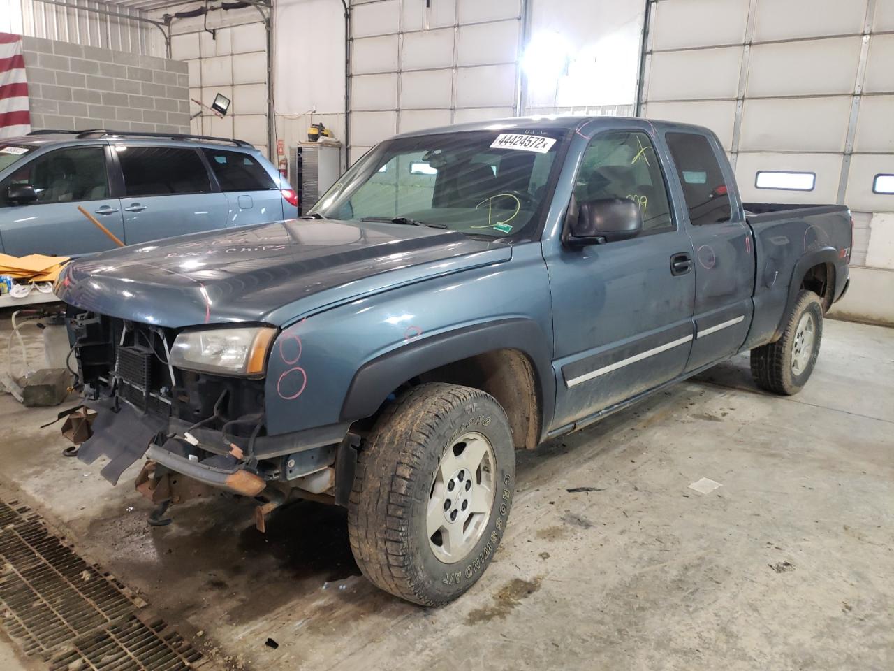 Фото 15 с аукциона – 2007 CHEVROLET SILVERADO с VIN 2GCEK19B071109373
