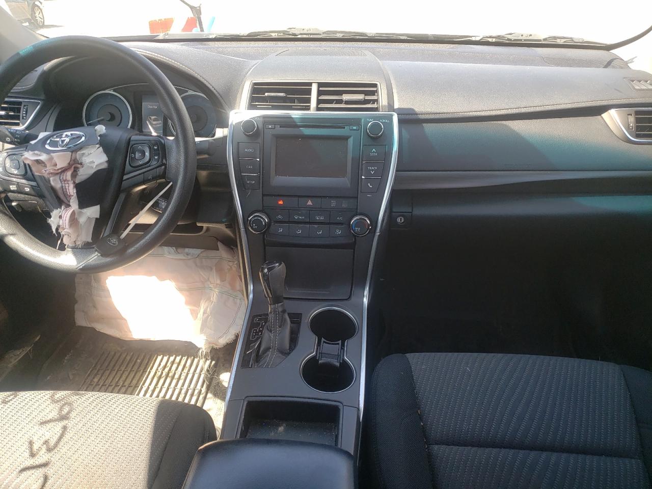 Photo 9 from auction – 2016 TOYOTA CAMRY LE with VIN 4T4BF1FK4GR577298