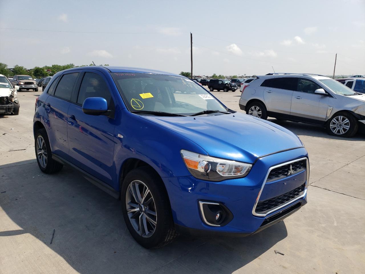 MITSUBISHI OUTLANDER 2015 with VIN 4A4AP3AU5FE058211 - Photo from auction