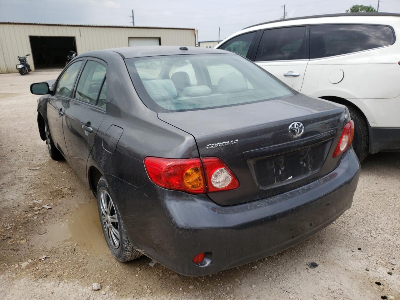 Photo 3 from auction – 2010 TOYOTA CARROLLA with VIN JTDBU4EE6AJ068663